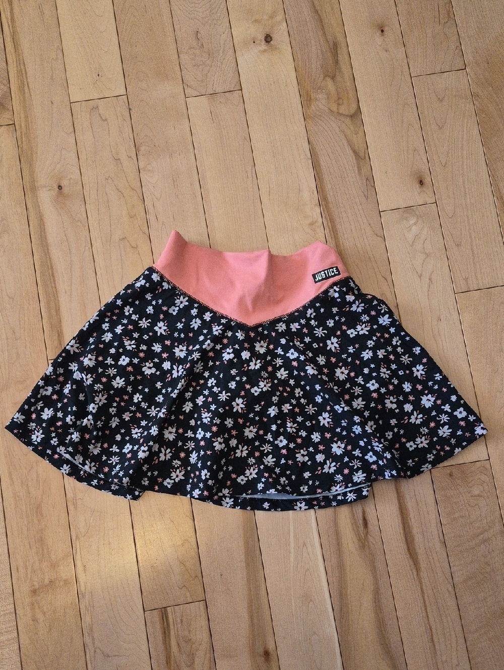 Girls Size 10 Justice Black Floral Skirt with Built In Shorts